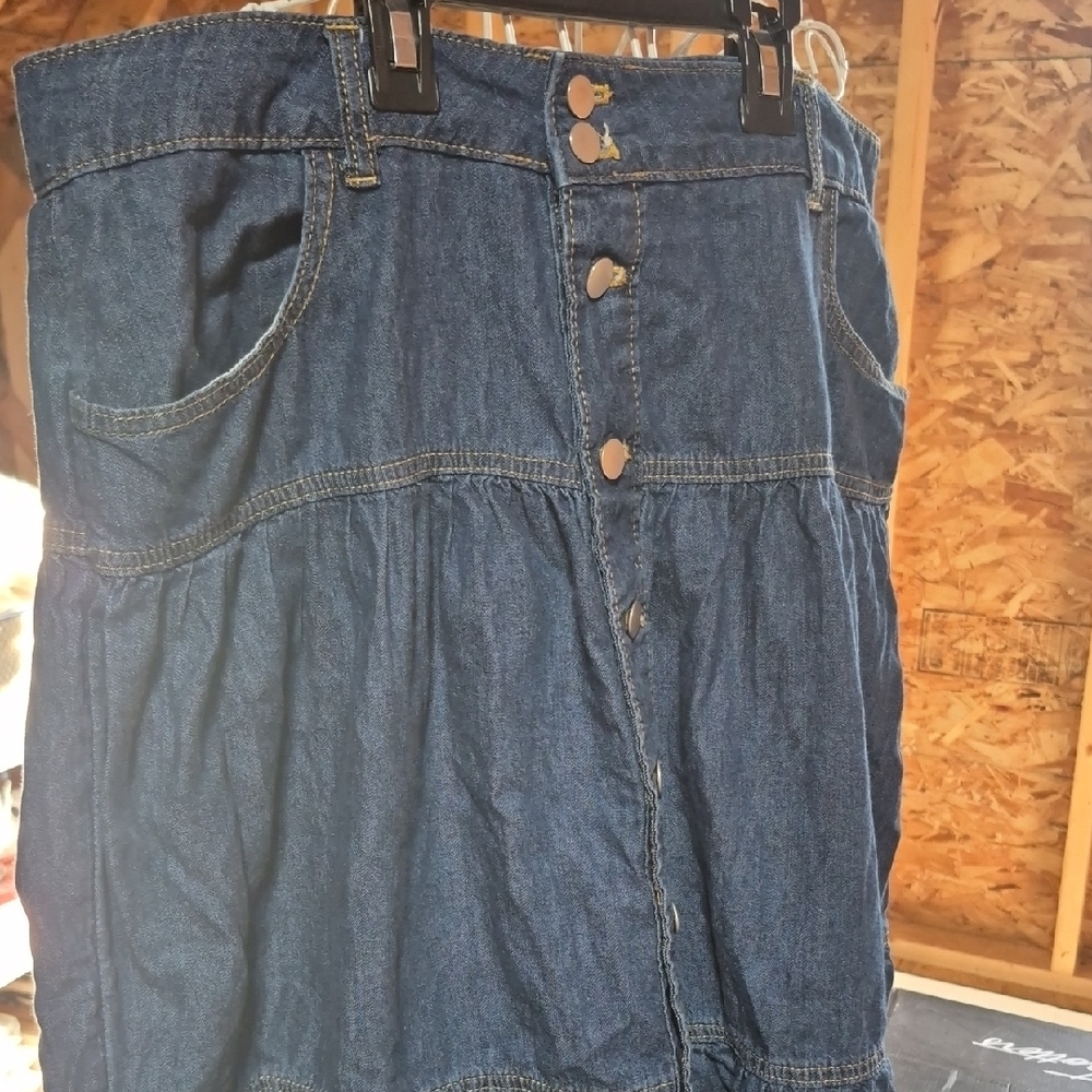 Time and Tru Blue Denim Skirt - Picture 4 of 9